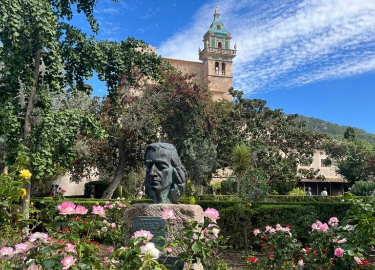 Valldemossa a Sa Foradada
